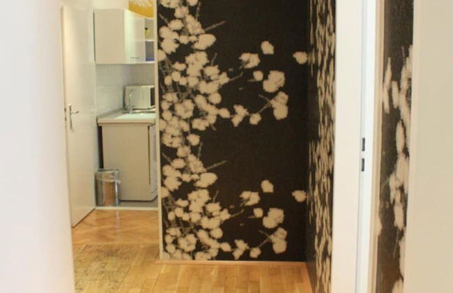 The Suite Hotel Garden - Photo 9