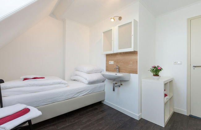 Luxury Apartment With sun Shower at the Edge of the Beautiful Oostkapelle - Photo 7