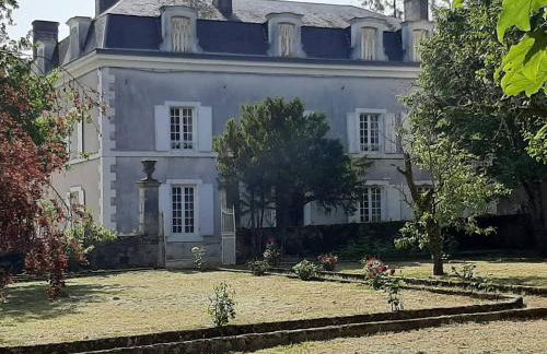 Demeure 13 personnes au Centre ville de Ruffec - Foto 11