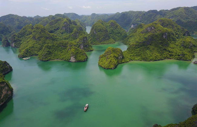 Ha Long Bay 2 Day Cruise - Photo 2