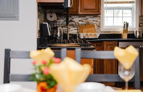 74L - 2BR Quincy - Cozy Couple Hideout near Wollaston Beach - Foto 13