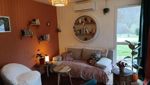 Maisonnette dans son écrin de verdure - Photo 4