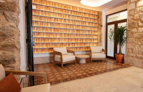 VELALMA -Edificio exclusivo de apartamentos turisticos en Centro histórico-JAEN - Foto 10