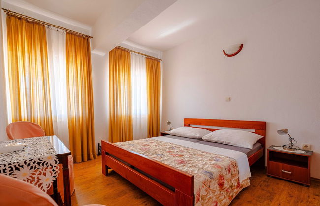 Apartments Mladenka - Foto 9