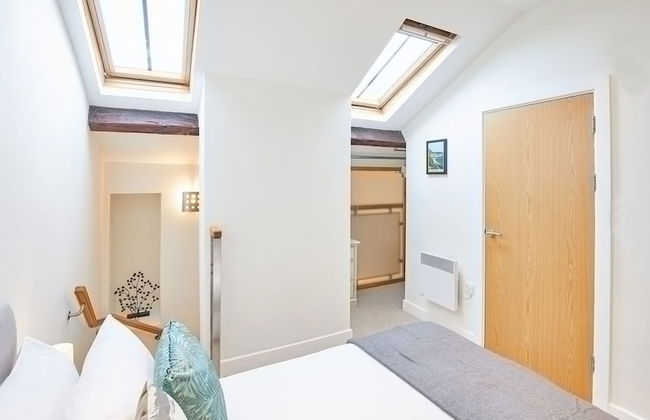 Host Stay 15 Easby Hall - Photo 9