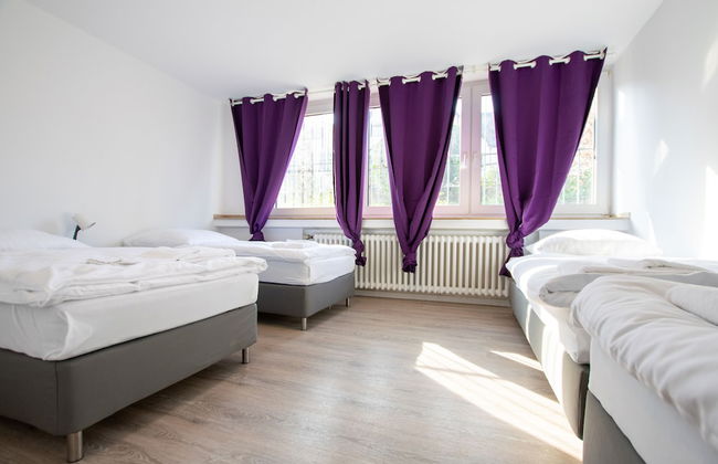 Tolstov-Hotels Convenient 4 Room Apartment - Foto 1