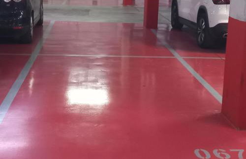 Rooftop pool near the beach and Barcelona - Photo 9