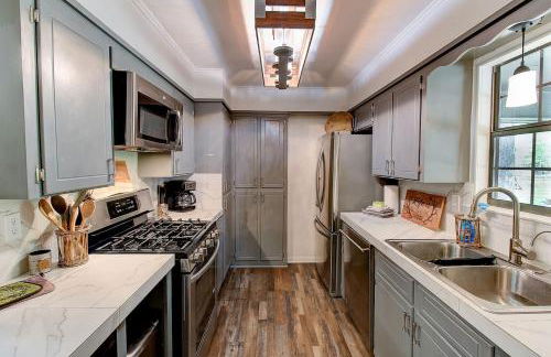 Lakefront Emerald Point wfirepit & kayaks - Foto 4