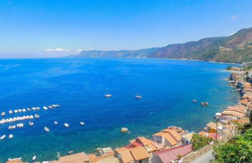 Awesome Apartment In Reggio Calabria - Foto 6