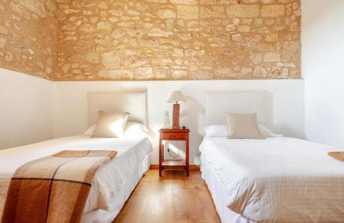 Masía La Torre Historia Encanto y Naturaleza a Solo 10 Minutos de Sitges Gran comodidad, Vista a los Viñedos en un pueblo autentico - Foto 44