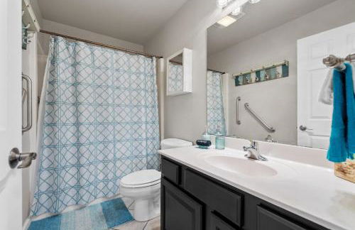 Pool, Hot Tub, Game Room & Sleeps 18! By StayLage - Foto 28