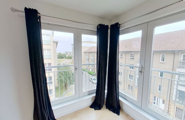 Orange Apartments Bothwell Road - Photo 11