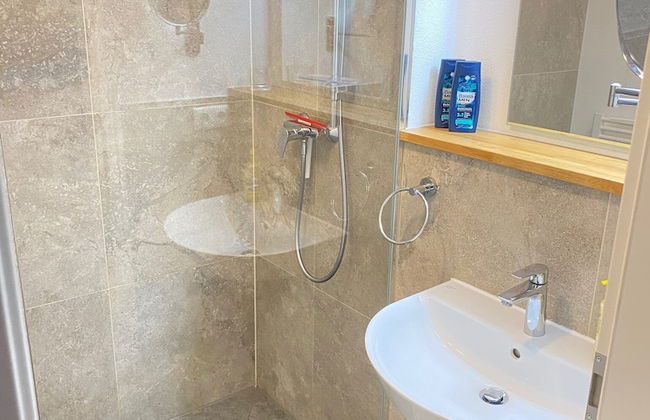 Motel Q - Dingolfing - Foto 44