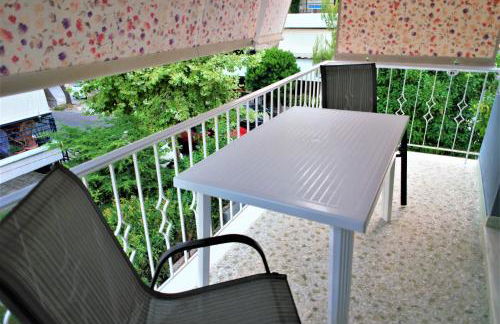 Zefyros Super Cool Apartments next to Alimos Riviera - Foto 52