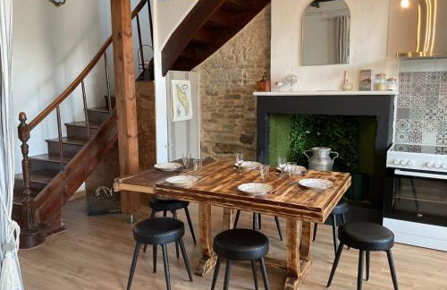 CHARMANTE MAISON 1900 classée 3 étoiles avec terrasse vue sur les toits - Foto 2