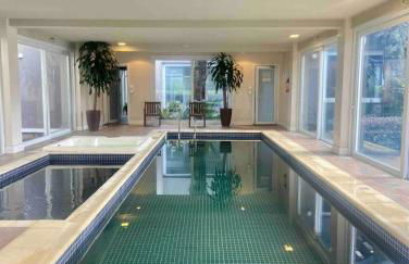 Lindo e Aconchegante com piscina e jacuzzi - Photo 21