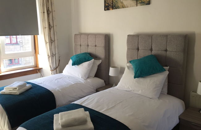 Great Location 2 Bedroom Scotstoun Flat - Foto 2