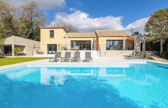 Modern Villa With Heated Pool and Garden - Foto 1