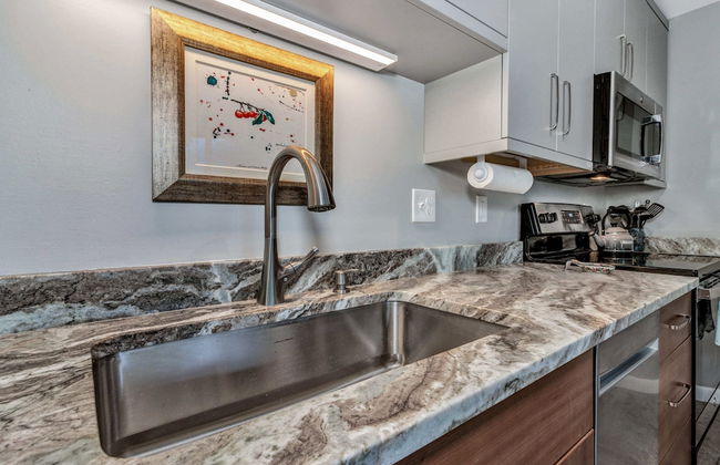 The Upper Deck - Foto 19