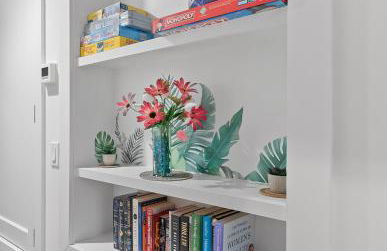 Chic Penthouse with bus stop at doorstep - 15 Minutes to NYC - Foto 21