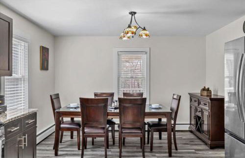 Cozy Farmhouse - Fireplace, Backyard, BBQ, Games - 3 MIN TO CAMELBACK - Foto 3