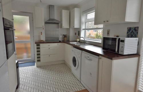 Cosy house, a train spotter's delight! - Foto 5