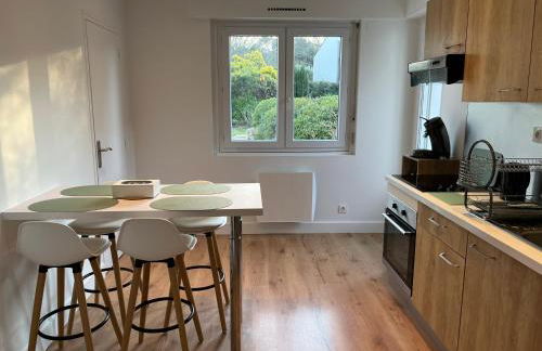 Le 102 - appart-sympa - T2, patio, jardin et cave - Larmor-Plage - Foto 10