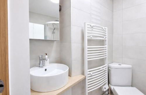 5 Mins to Train Station - Free Parking Space - Paris & DisneyLand - Cocon Pomponne - Foto 6