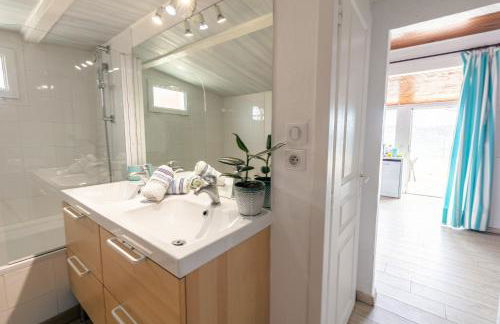 Le Cigalou, authentique cabanon de pêcheur en bord de mer avec sa terrasse spacieuse et aménagée - Foto 11