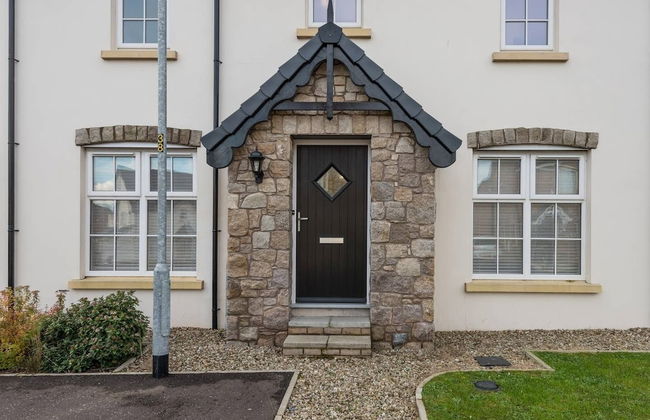 Stylish & Modern 3 Bedroom Home - Foto 17