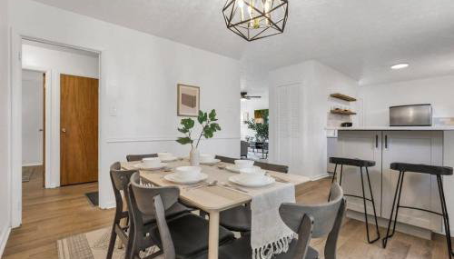 Housepitality - Electric Ave - 3 BDR and Hot Tub - Foto 3