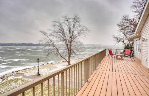 519 Massive 3 bedroom on the Lake - Foto 1