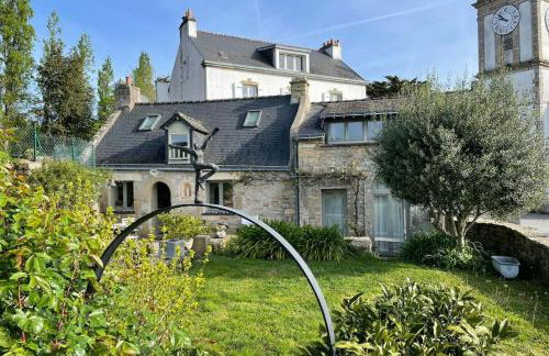 Unique Family House Steps from Port Miquel Beach - Foto 1