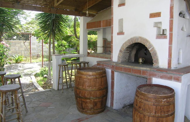 Maros Spitaki in Varipetro - Foto 14