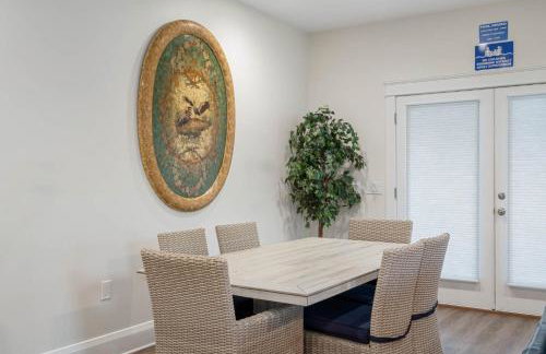 Luxury Stay Heated Pool and Hot Tub Fenced Yard - Foto 49