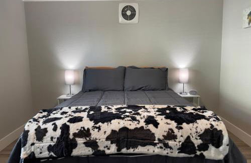 Country Living 3BR with fenced yard on Mooney - Foto 30