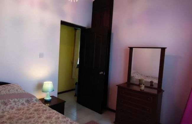 Villa - Private Pool, Free Parking & pet Friendly - Foto 10