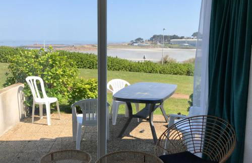 COTTAGE 6 pers vue sur mer piscine - Foto 32