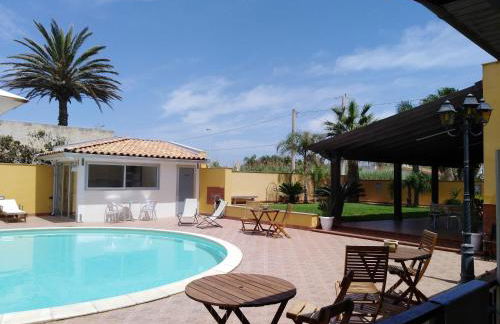 Villa con piscina uso esclusivo - Photo 12