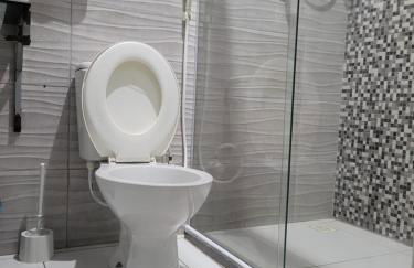 Apartamento com suíte, localizado na Avenida Silvio Silva, n 33, bairro Hernani Sa, Ilhéus-Ba, sem garagem - Foto 16