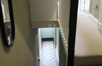 Charming 4-Bed in Llangollen - Photo 9