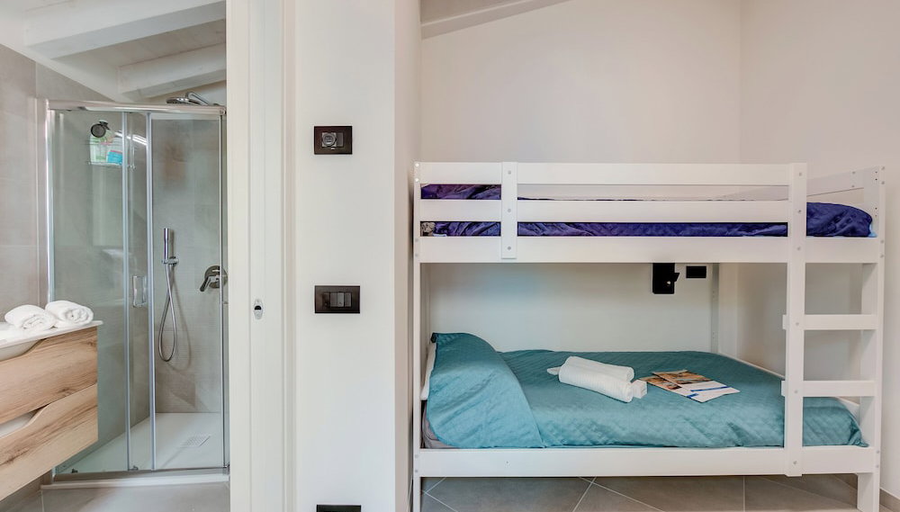 Ulivo Apt - Palazzo Palermo 1817 A/c, 2BR Sleeps 5 - Foto 1, Zimmer