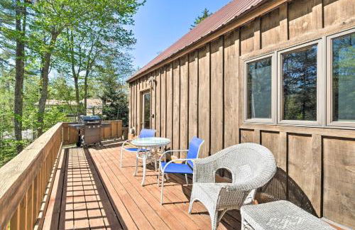 1 Mi to Downtown BBH Coastal Cabin with Deck and Yard - Foto 3
