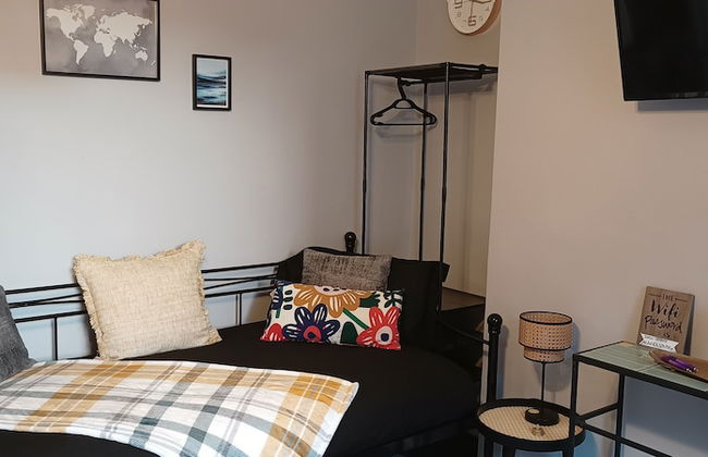 Apartment - Sleeps 5, Free Parking & Sun Terrace - Foto 2