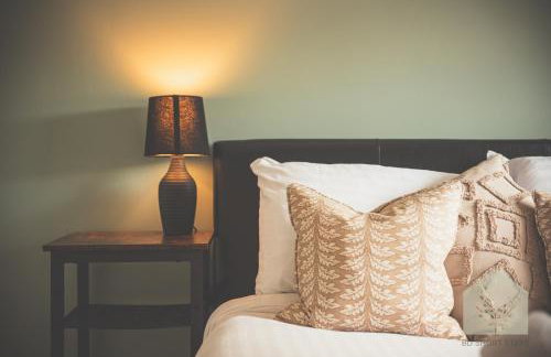 Cosy 3 Bedroom house in Wigan - Photo 17