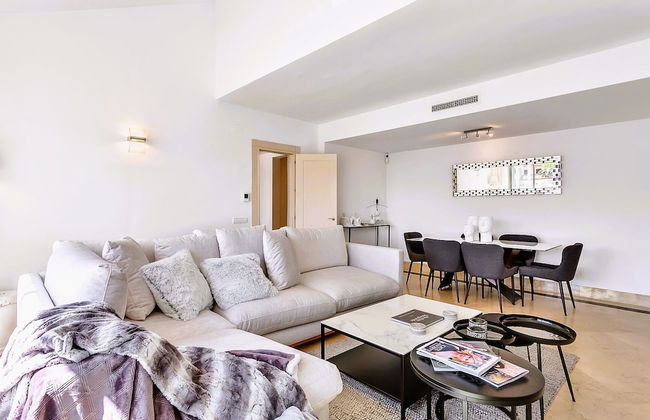 YOLO Spaces – Sotogrande Ocean View Penthouse - Foto 14