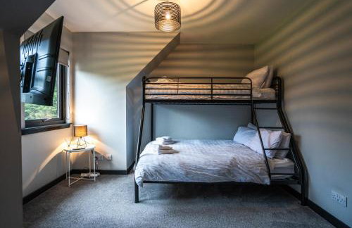 FAMILY FRIENDLY, HOT TUB, Fire Pit, Spacious & Modern - Foto 55