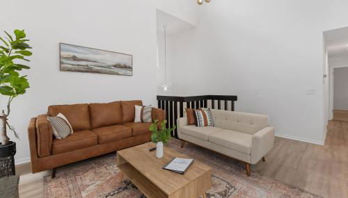 Beautiful 6 bed 3 bath home in quiet neighborhood - Foto 3