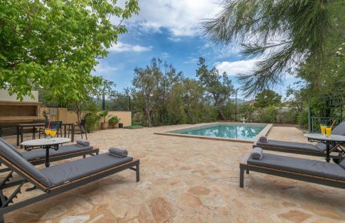 Yiolanda Pool Villa by "Elite" - Foto 19