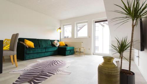 favstay Industrialstyle 2-Zimmer 60qm mit Balkon, Panarbora Fernblick, 55" TV & Netflix, 55Mbit WLAN, Parkplatz - Foto 4